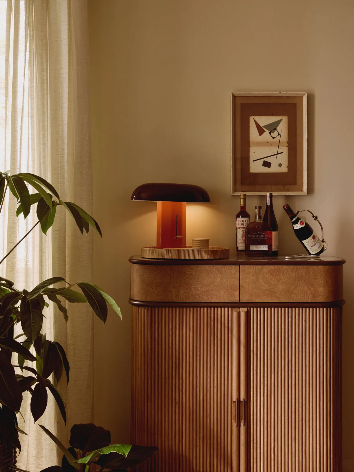 Room by De Rosee Sa painted in Clay