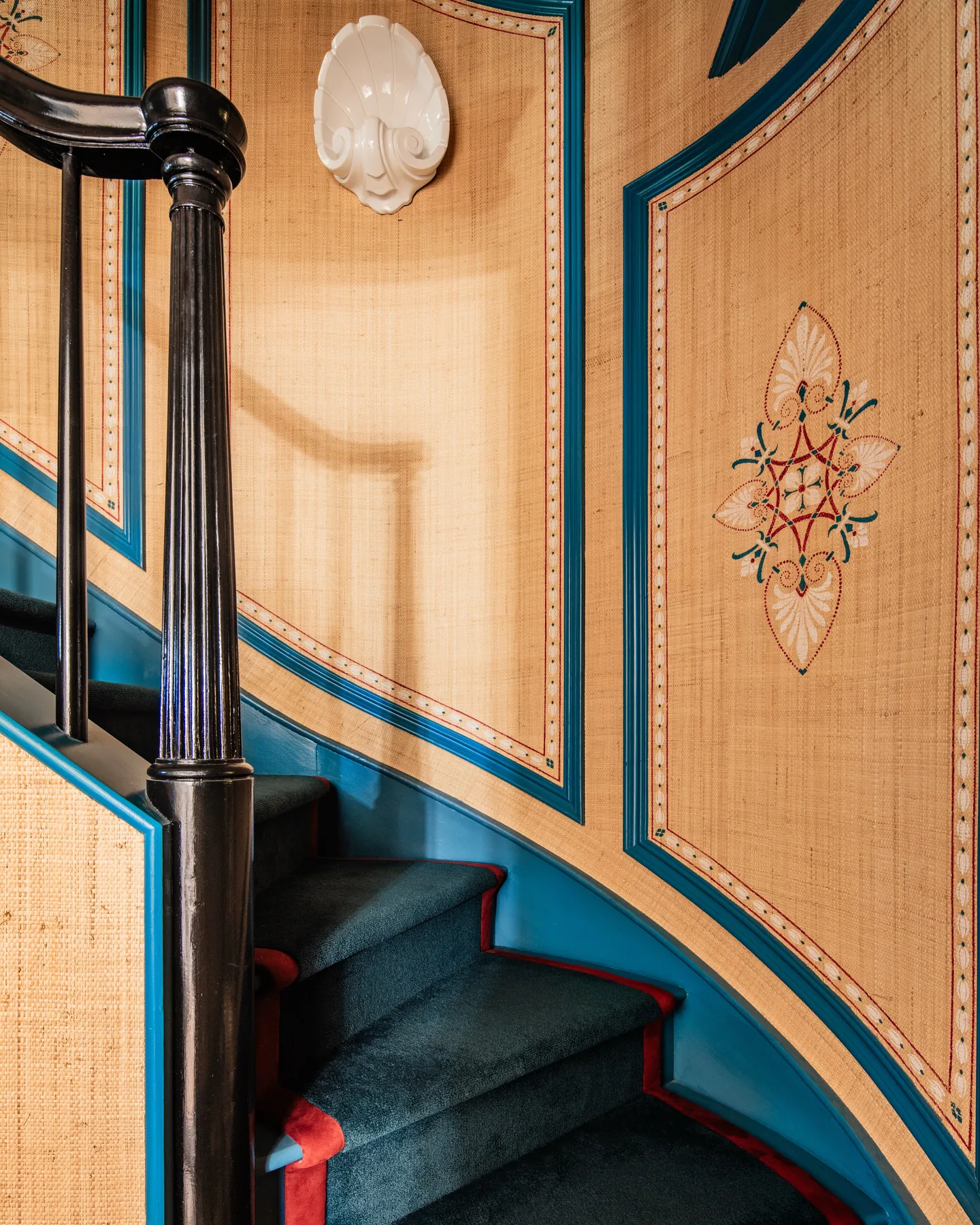 Room by James Thomas Interiors painted in Coat of Arms
