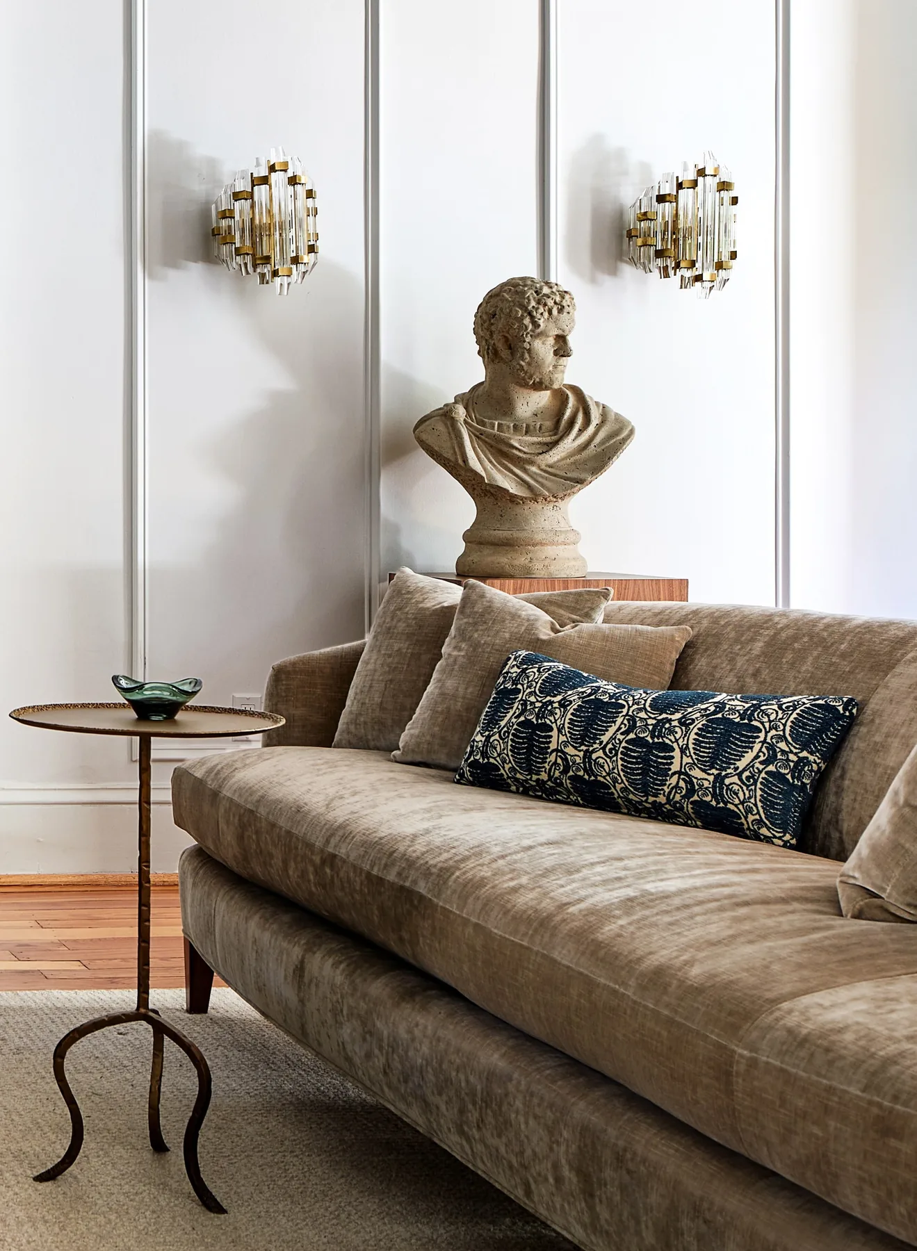 Room by Darlene Molner painted in Extra White