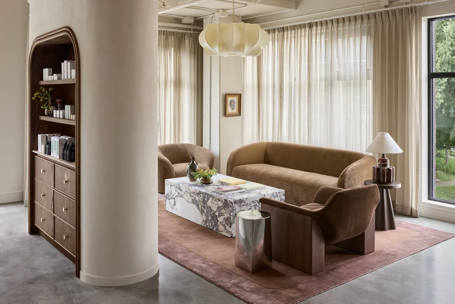 Room by Blanc Marine Intérieurs painted in Gray Envelope