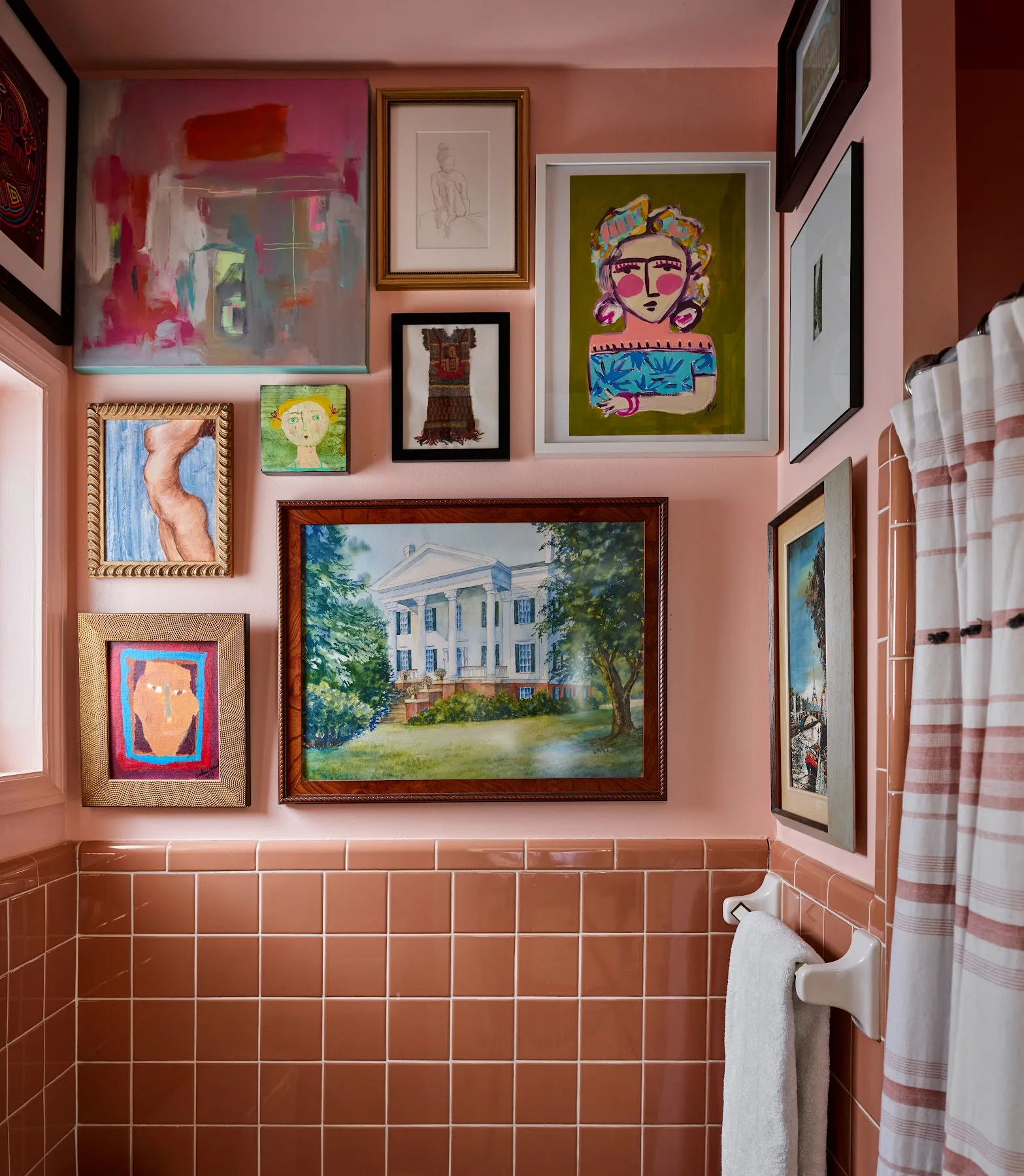 Bathroom by Gordon Dunning Interior Design Studio painted in Koral Kicks