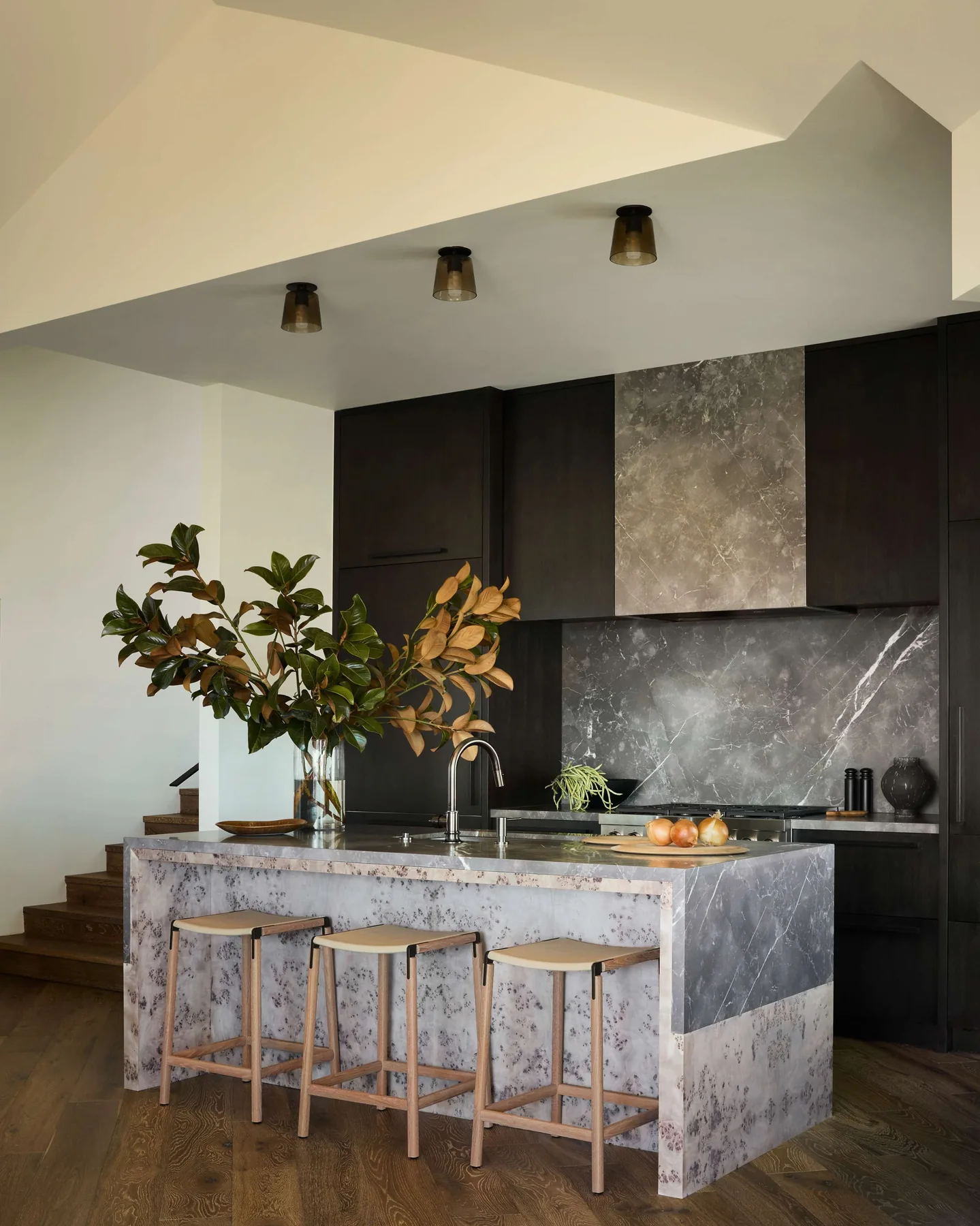 Room by HKB Interior Design painted in Pointing
