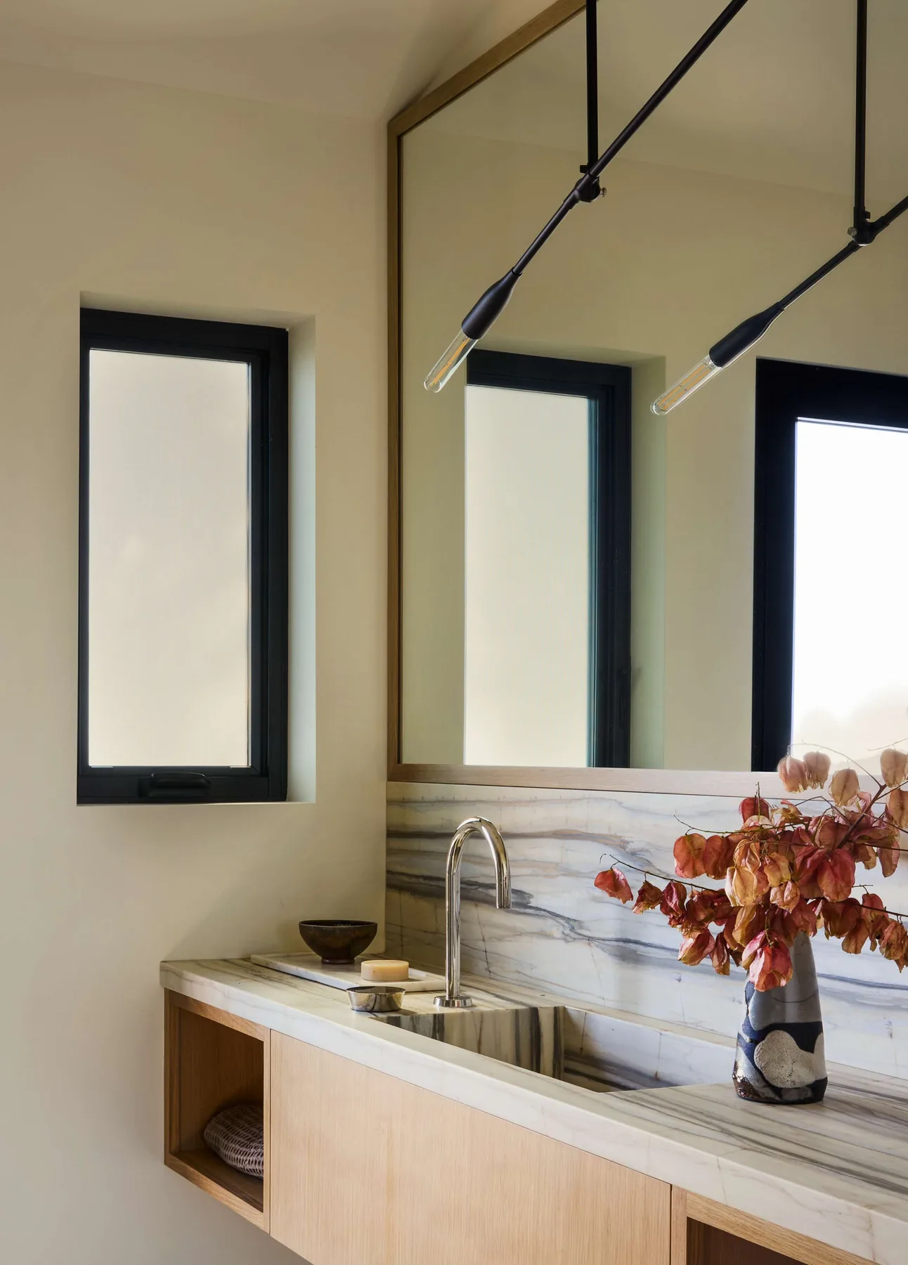 Room by HKB Interior Design painted in Pointing