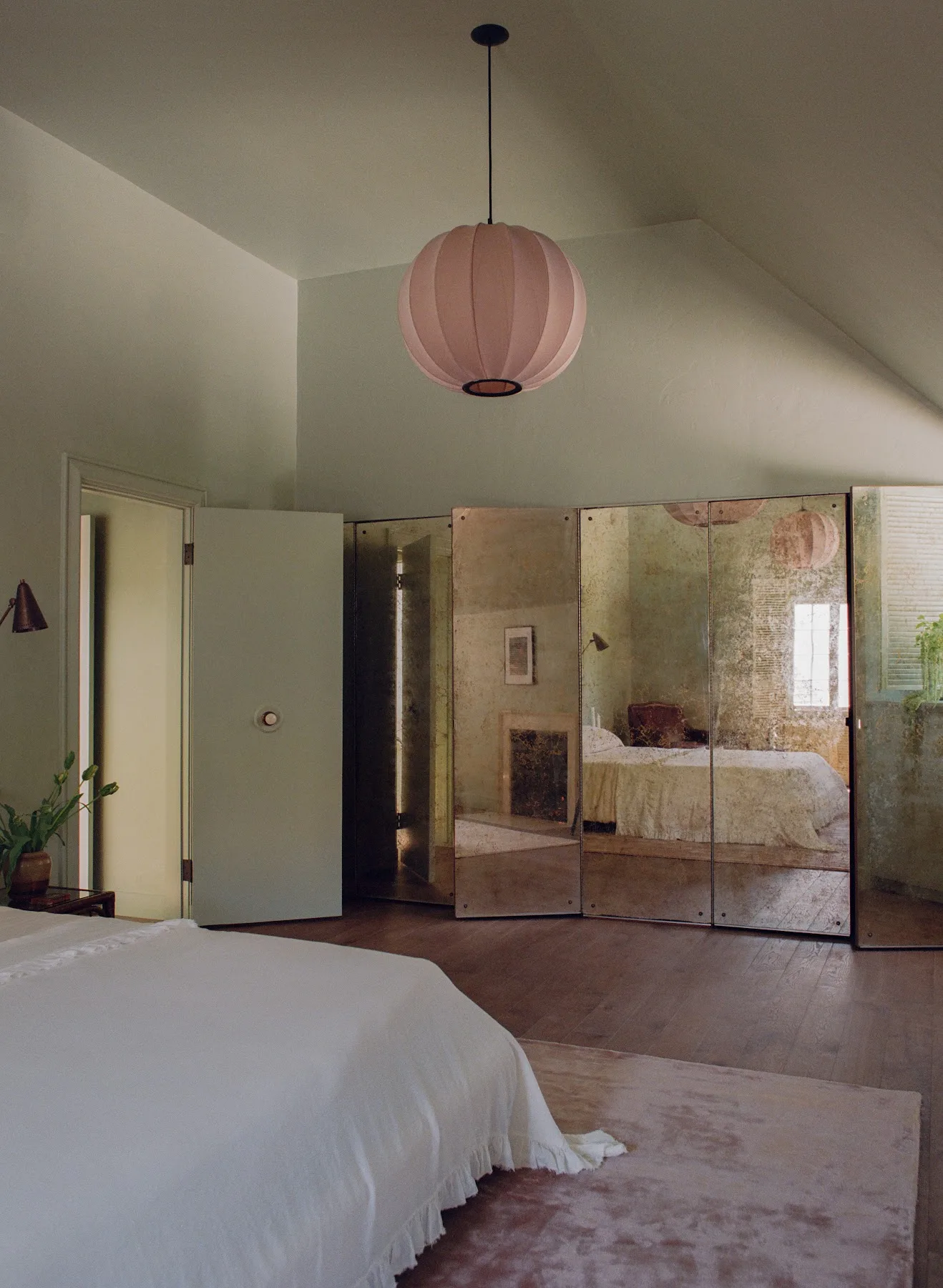 Room by Ome Dezin painted in Saybrook Sage