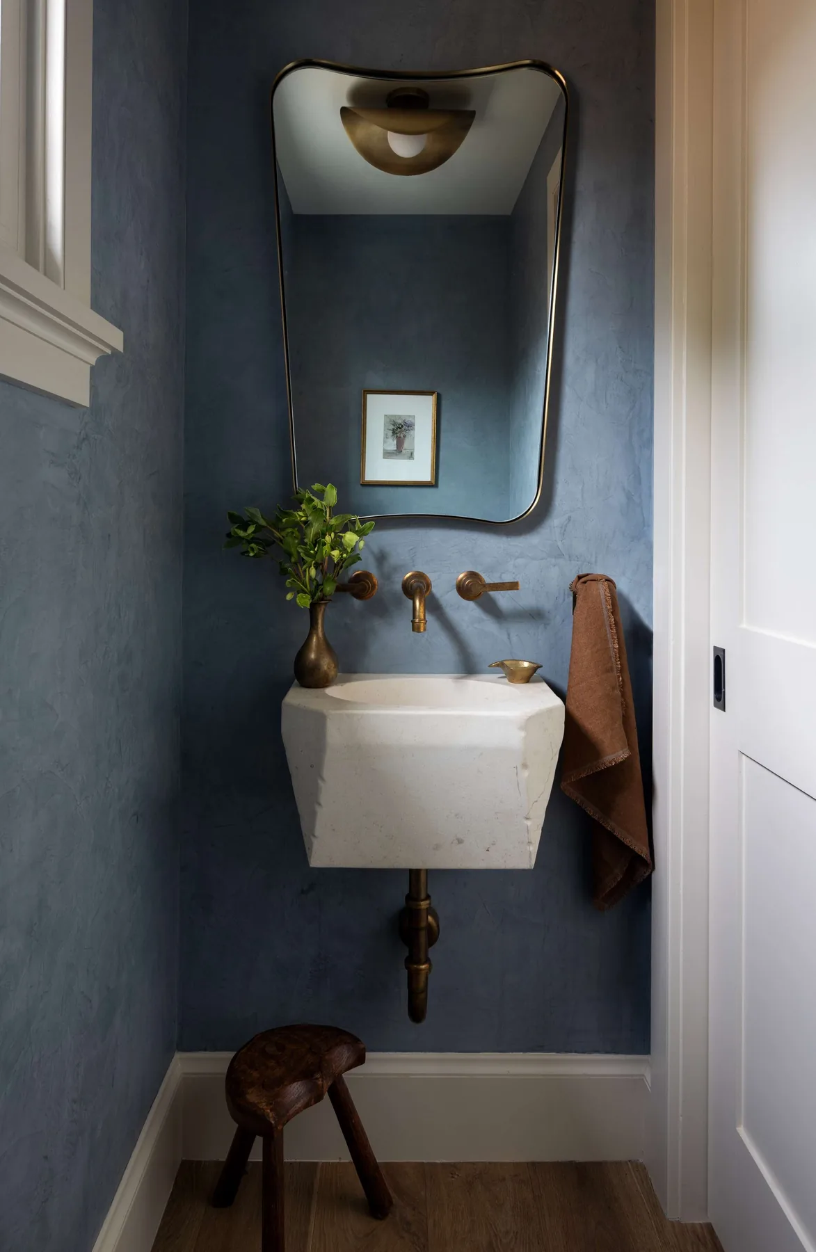 Room by HKB Interior Design painted in Sirene